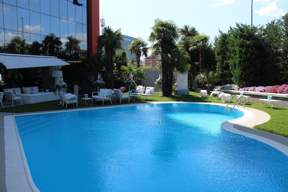 Hotel De La Ville Avellino in Avellino, Italy