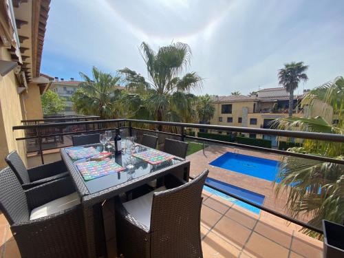 Lloguer30 Los Delfines Swimming Pools Near the Beach And with Parking in Castell-Platja D'aro, Spain