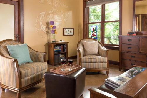 Hartzell House Bed and Breakfast — Addison — photo 5