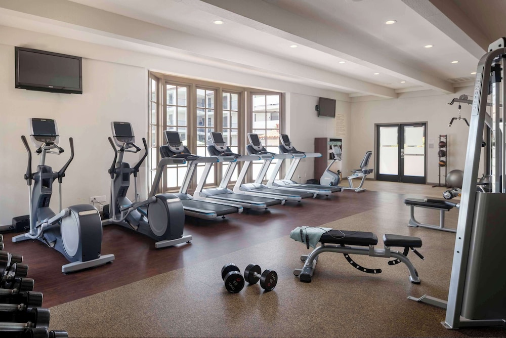 Embassy Suites by Hilton Palm Desert - photo 19