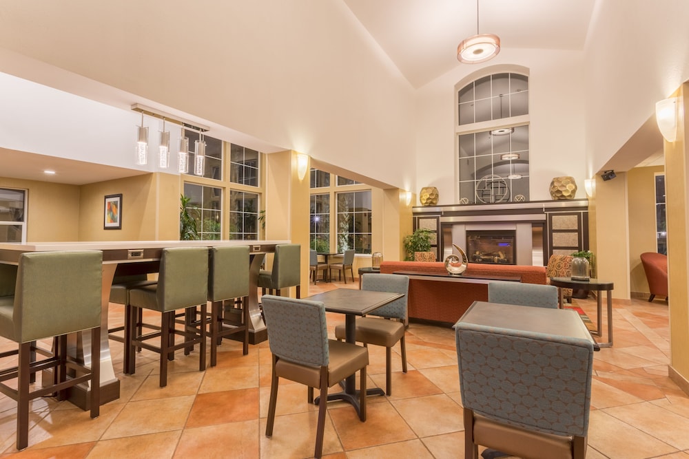 Holiday Inn Express Hotel & Suites Manteca by IHG - photo 49