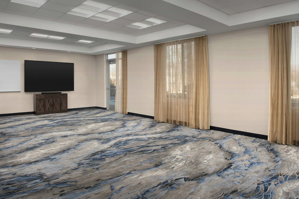 Fairfield Inn & Suites The Dalles - photo 40