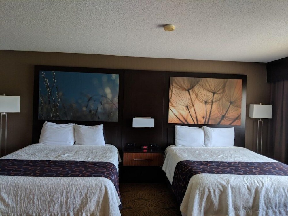 Royal River Casino and Hotel - photo 6
