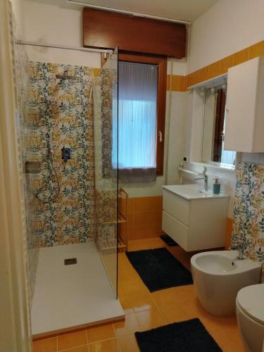 Attico Alghe Rosse Jesolo lido — 4-Star Luxury Hotel in Lido Di Jesolo, Italy