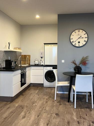 Nyibaer Studio Apartment