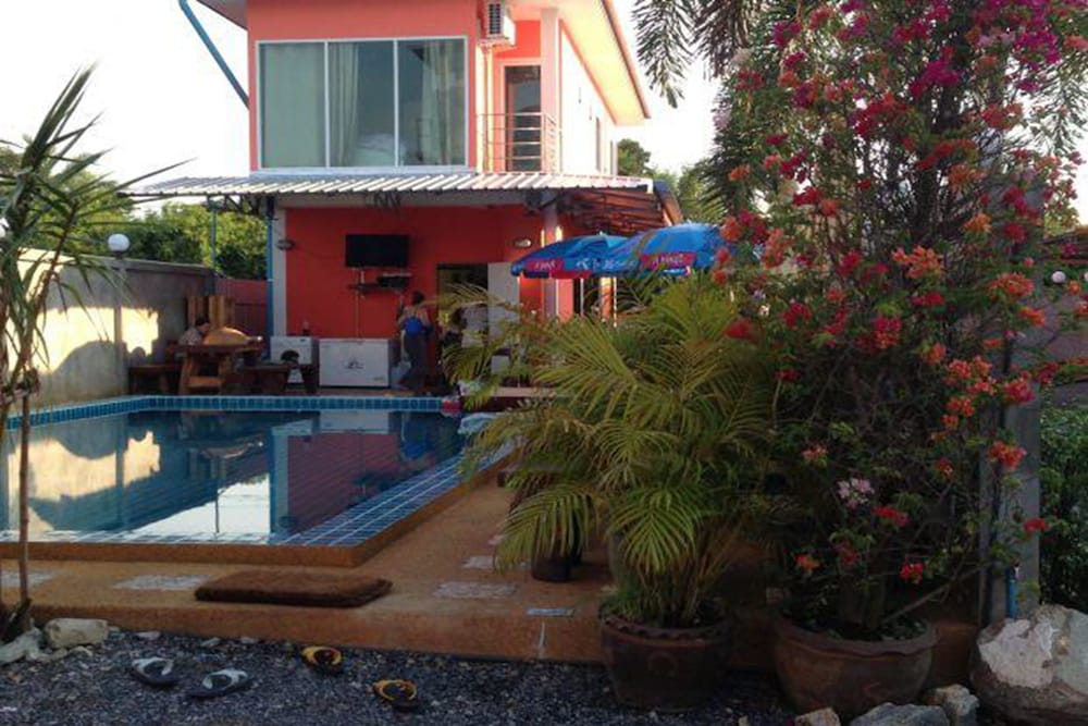 Mee Rak Vintage in Sattahip, Thailand