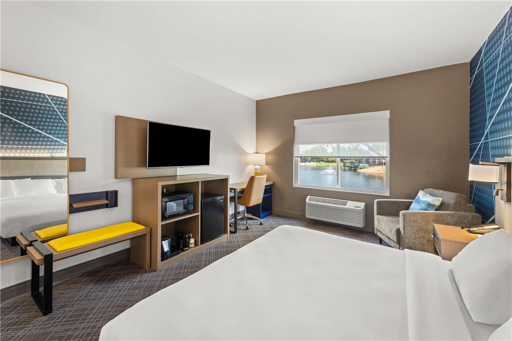 Comfort Inn & Suites Olathe Kansas City - photo 25