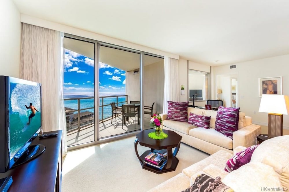 Jet Luxury at The Trump Waikiki - photo 27
