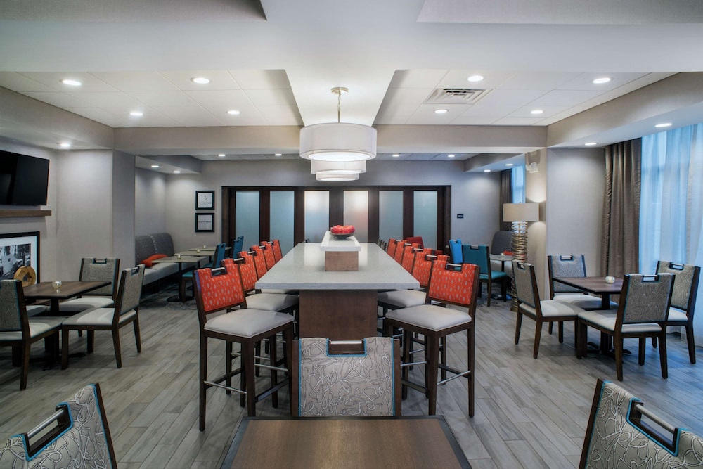 Hampton Inn Gulf Shores - photo 23