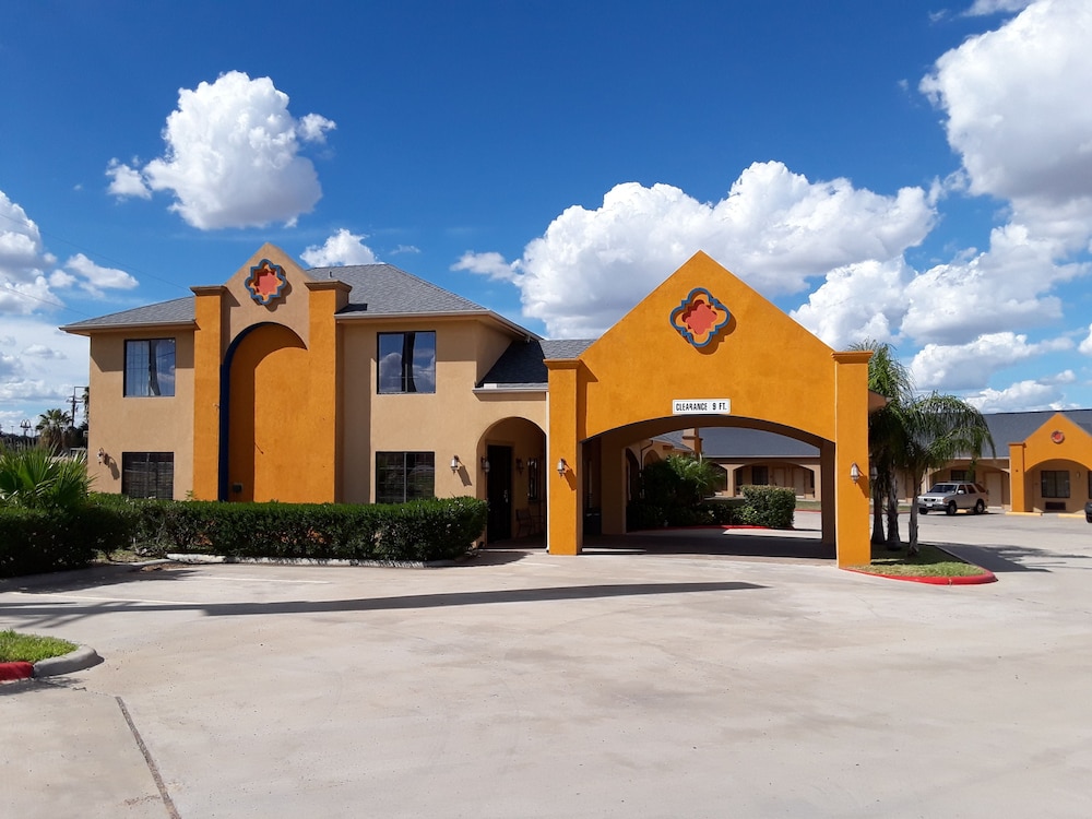 Sunbridge Inn & Suites - photo 17