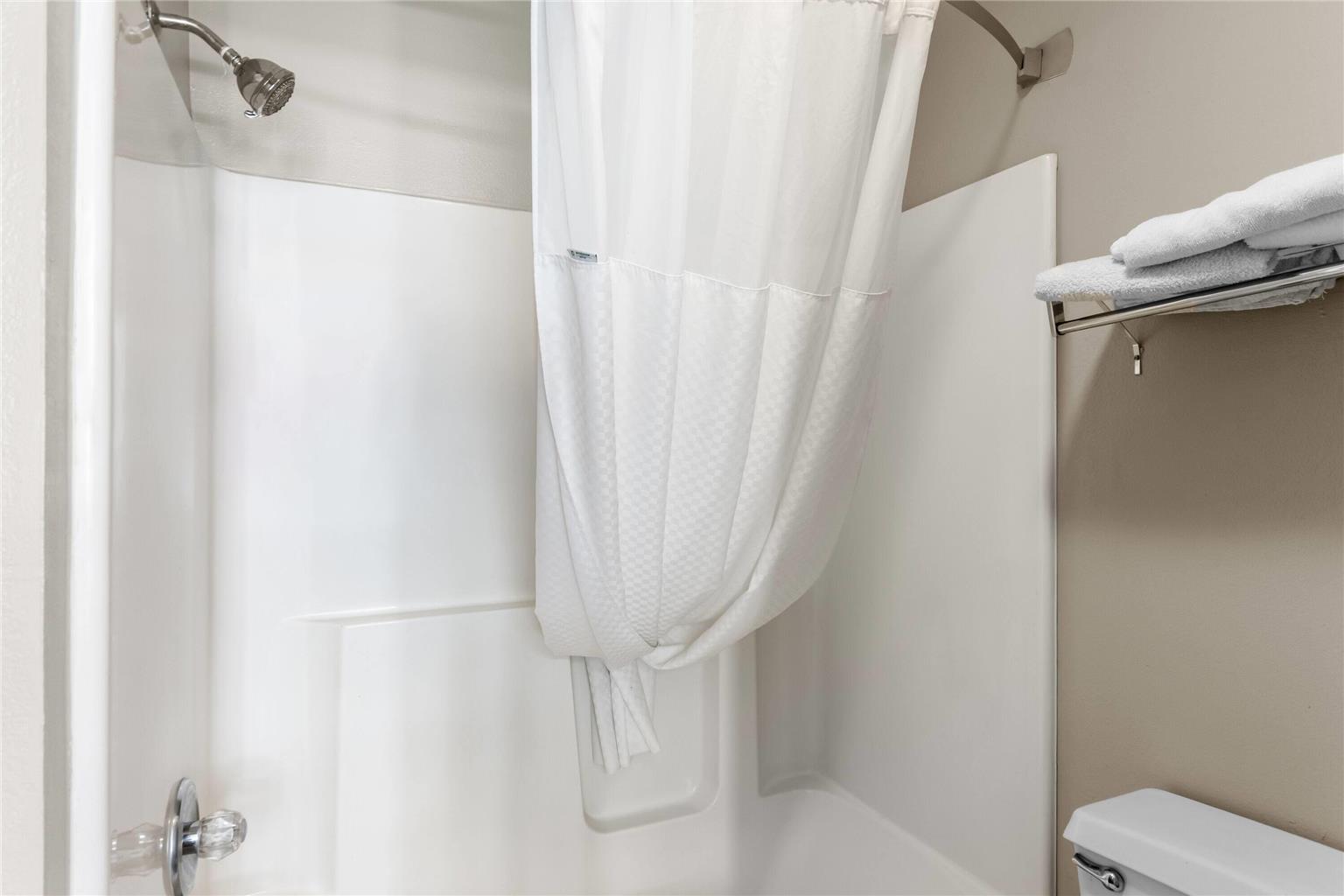 Super 8 by Wyndham Evansville East - photo 20