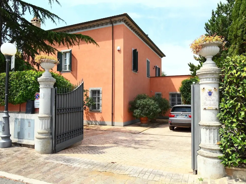 Paolotti INH 28660 — 5-Star Luxury Hotel in Bettona, Italy