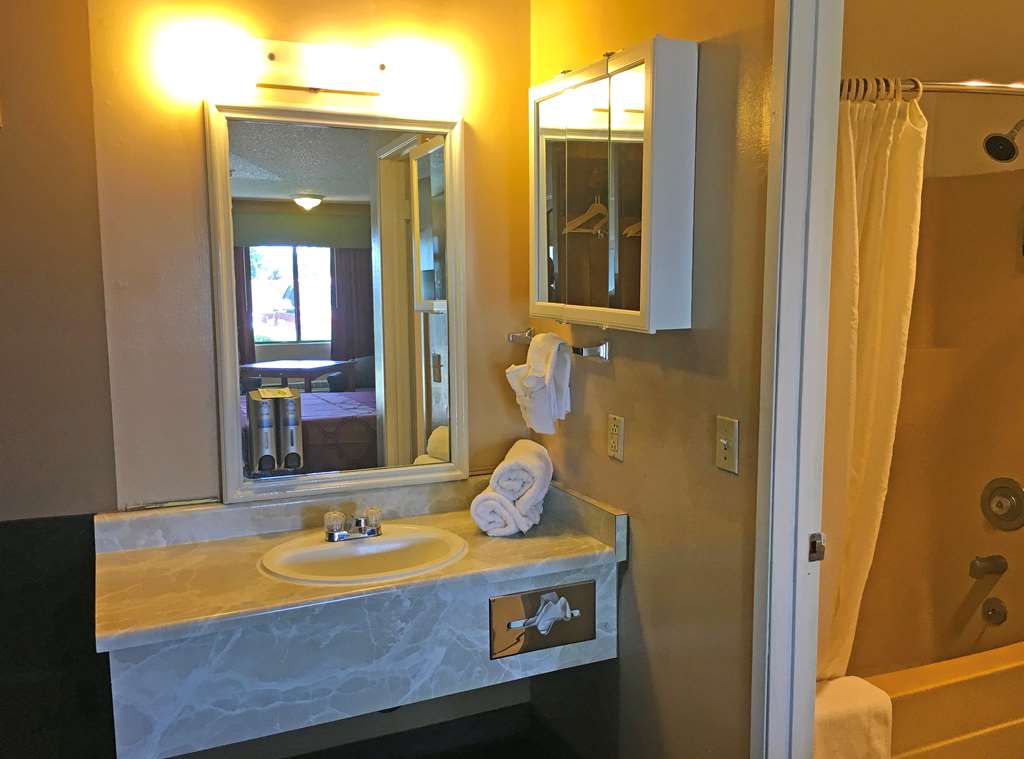 Americas Best Value Inn Carson City - photo 16