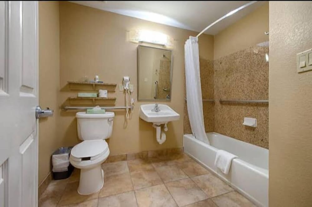 Candlewood Suites Houston Medical Center - photo 15