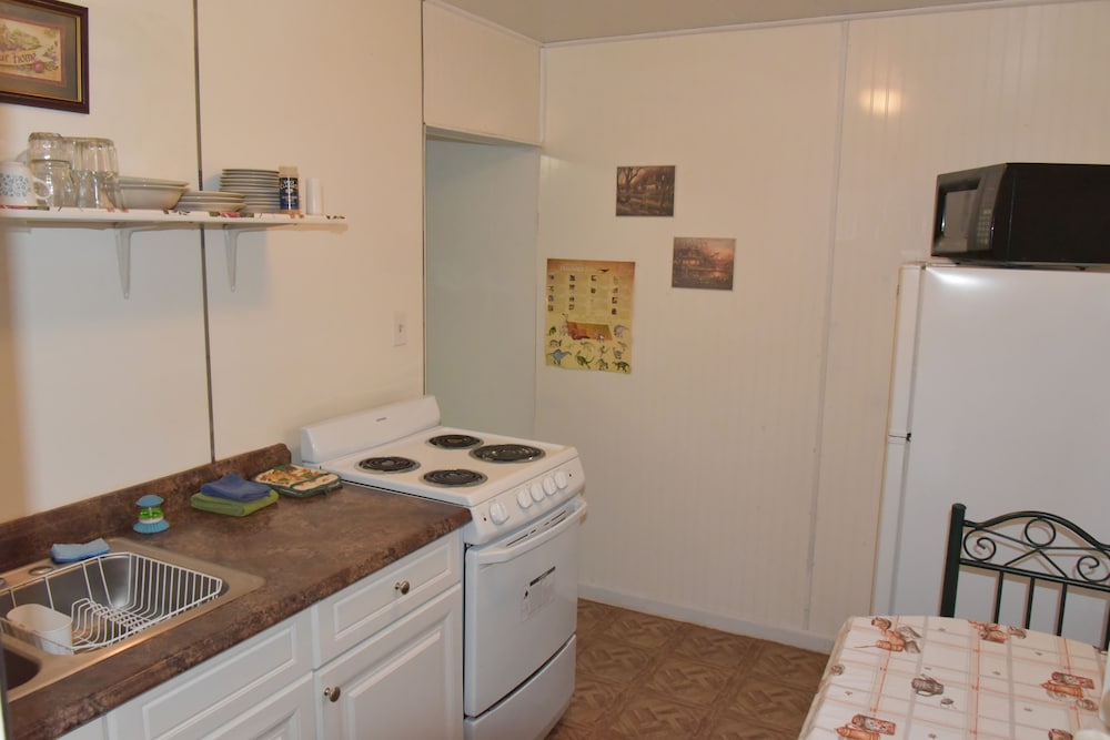 Royals Inn Motel - photo 17