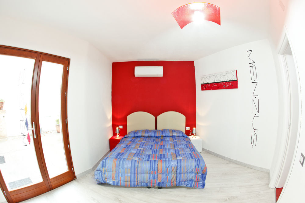 Menzus — hotel in Nuoro
