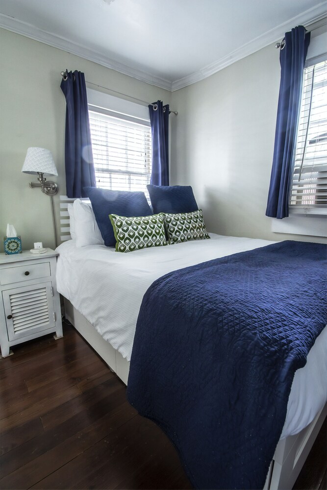 Suites on Coming - photo 12