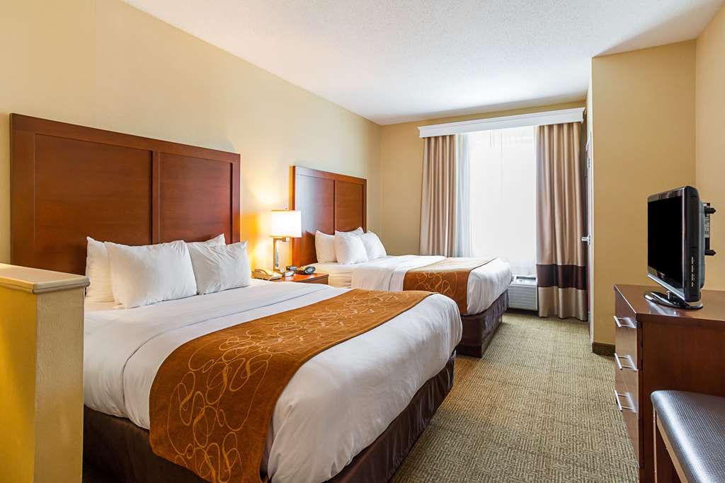 Comfort Suites Twinsburg - photo 17