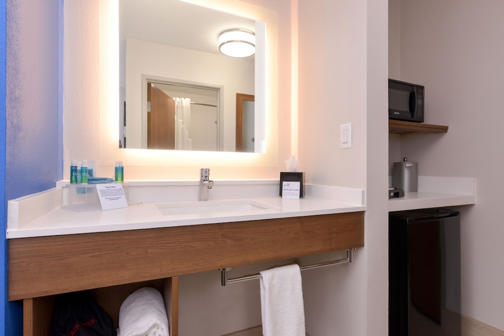 Holiday Inn Express Glenwood Springs - photo 21