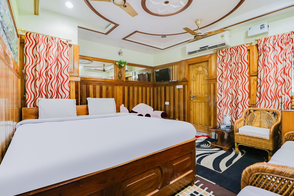 Spot On 45094 Hotel Madhu Complex — Jasidih — photo 5