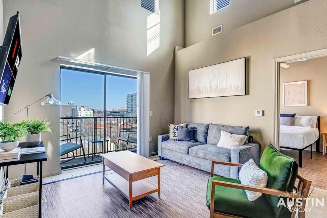 Space for 8 Near Downtown Easy Walk to UT Campus — 4-Star Luxury Hotel in Austin, United States