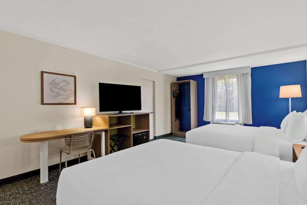 Spark by Hilton Daleville Roanoke North - photo 12
