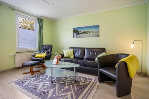 Haus Frohsinn Wohnung 7 — 4-Star Luxury Hotel in Ostseebad Binz, Germany