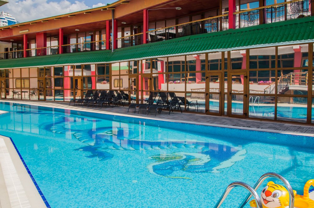 Gostinichniy Kompleks Veselyij Hotej Hotel in Yalta, Ukraine