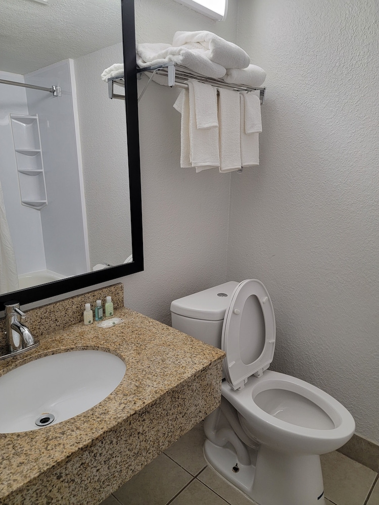 Quality Inn Rock Hill Northeast I 77 - photo 21