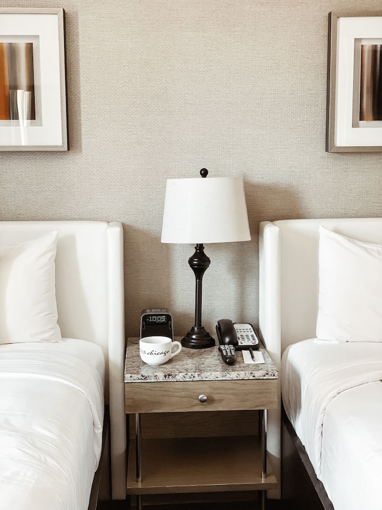 Hotel Felix River North Magnificent Mile - photo 66
