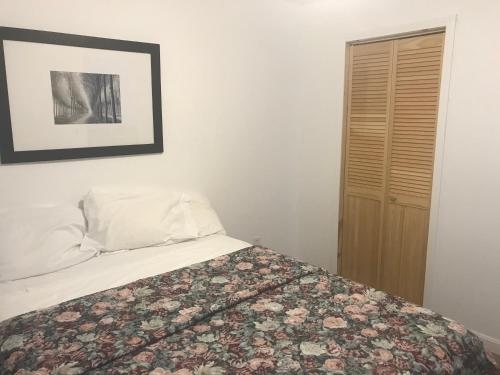 Windsor Motel - photo 3