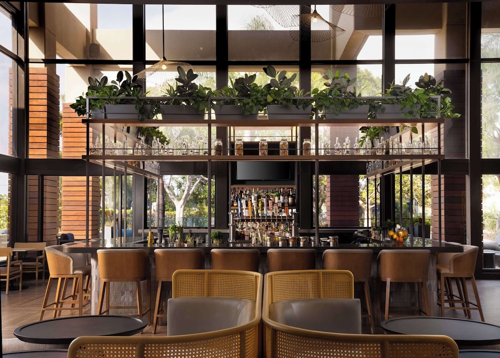 Hotel Fera Anaheim a DoubleTree by Hilton - photo 38