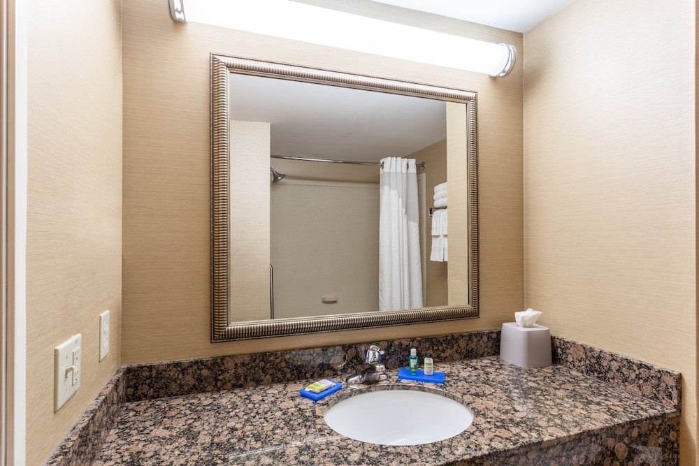 Holiday Inn Express Charles Town by IHG - photo 18