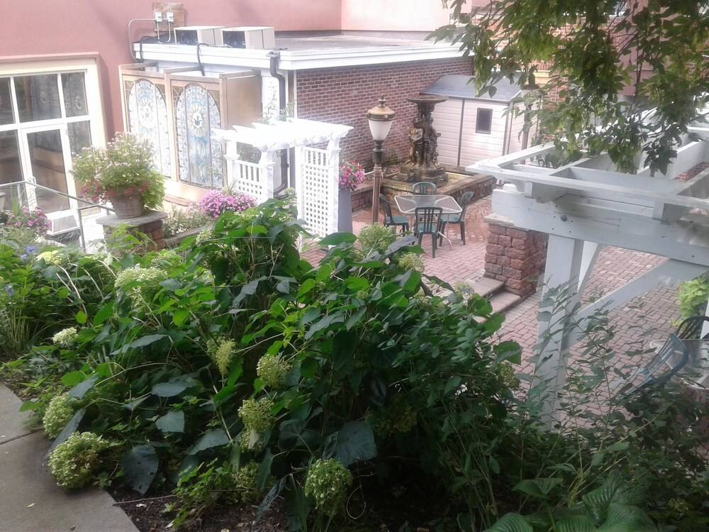 Lowell Inn - photo 162
