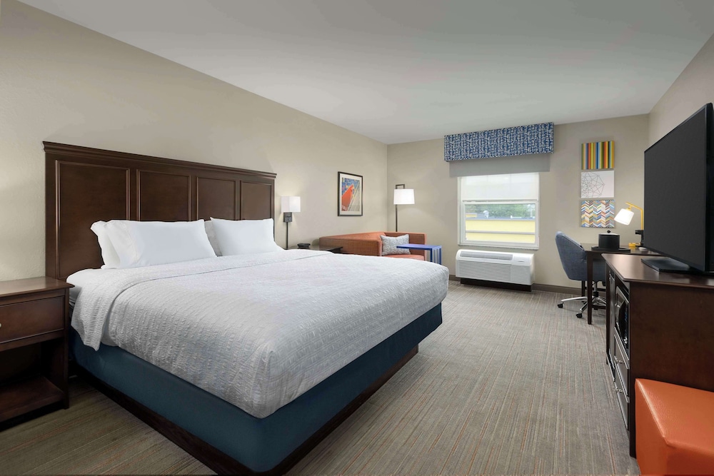 Hampton Inn Augusta - photo 8
