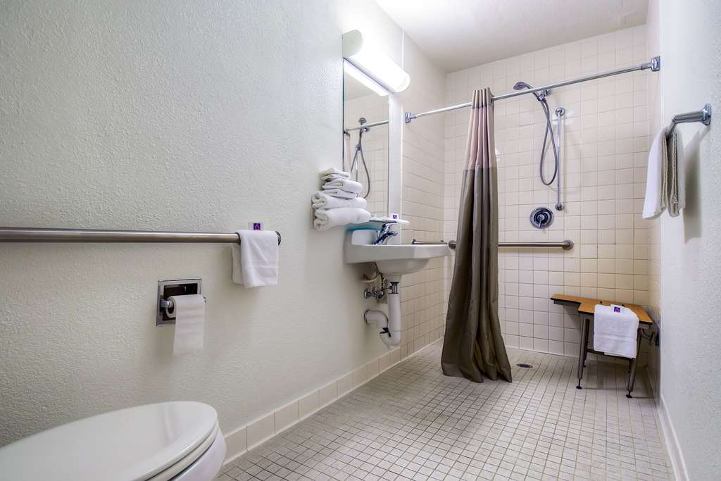 Motel 6 Rancho Mirage CA Palm Springs - photo 20