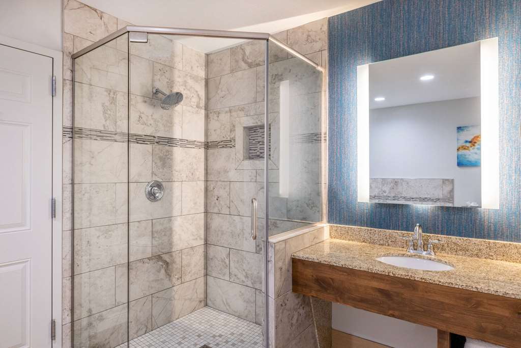 La Quinta Inn & Suites by Wyndham St. George - photo 16