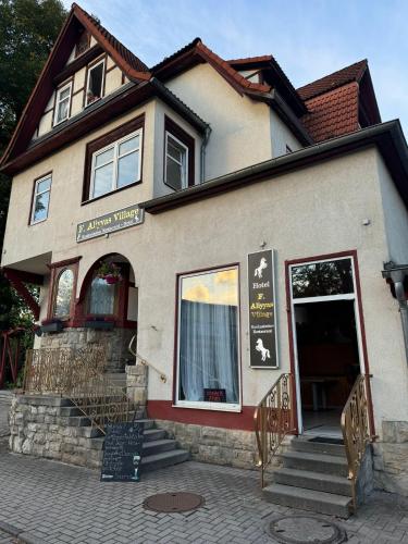 Faliyyas Village — Meiningen