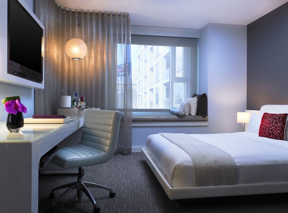 W Hollywood - photo 3