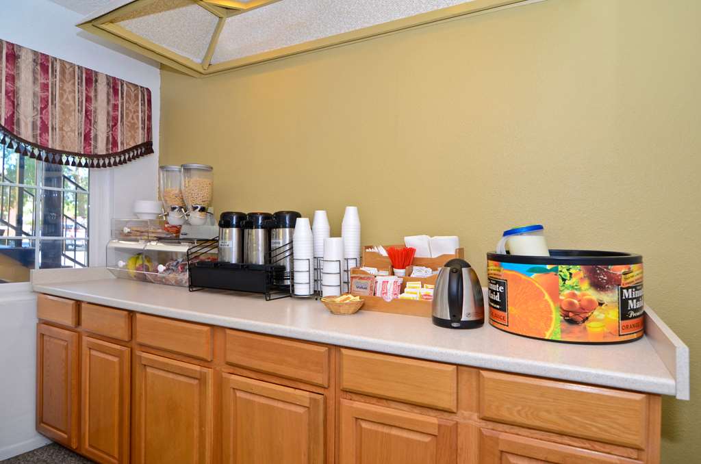 Americas Best Value Inn Chico - photo 22