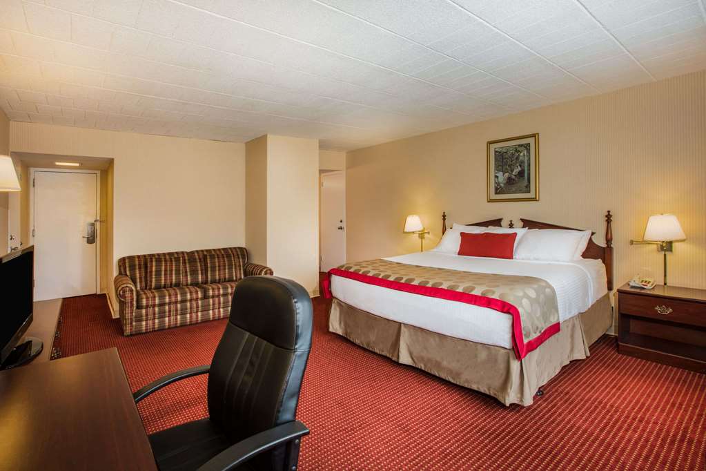 Ramada by Wyndham Ligonier - photo 17