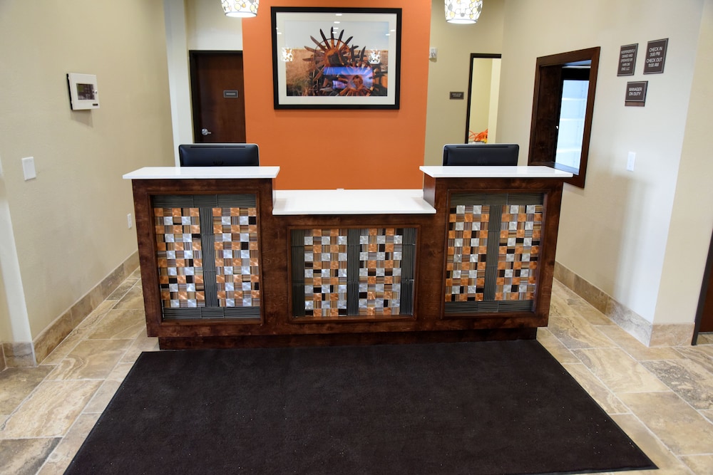 Home Away Suites - photo 3