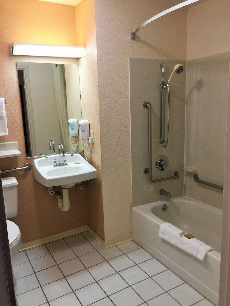 Super 8 by Wyndham Madison East - photo 27