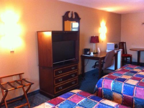 Decatur Inn - photo 10