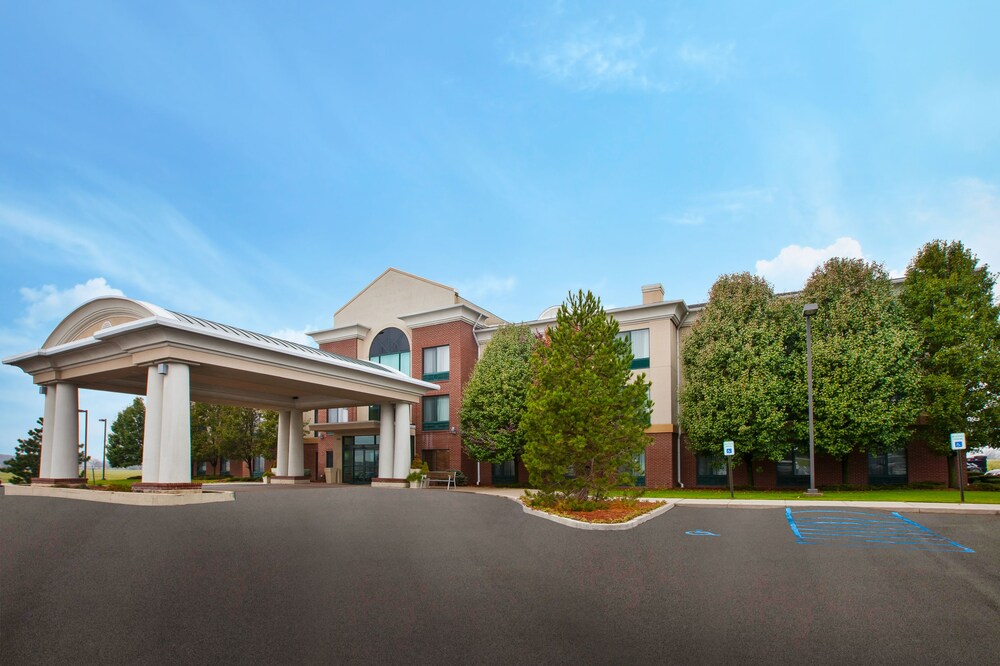 Holiday Inn Express & Suites Montpelier by IHG - photo 59