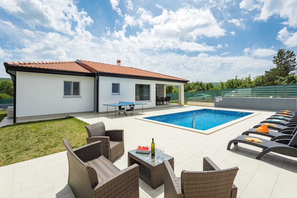 Holiday Home Greta — 4-Star Luxury Hotel in Labin, Croatia