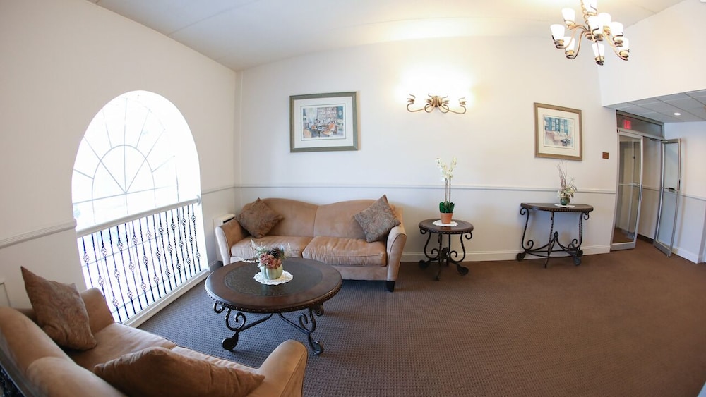 Inn At Arbor Ridge Hotel & Conference Center - photo 4