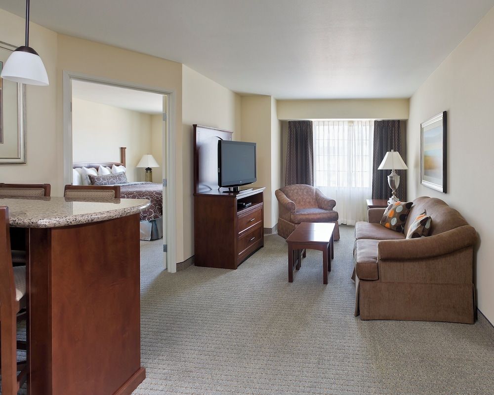 Staybridge Suites El Paso Airport by IHG - photo 18