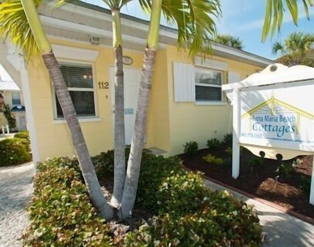 Anna Maria Beach Cottages in Anna Maria, United States