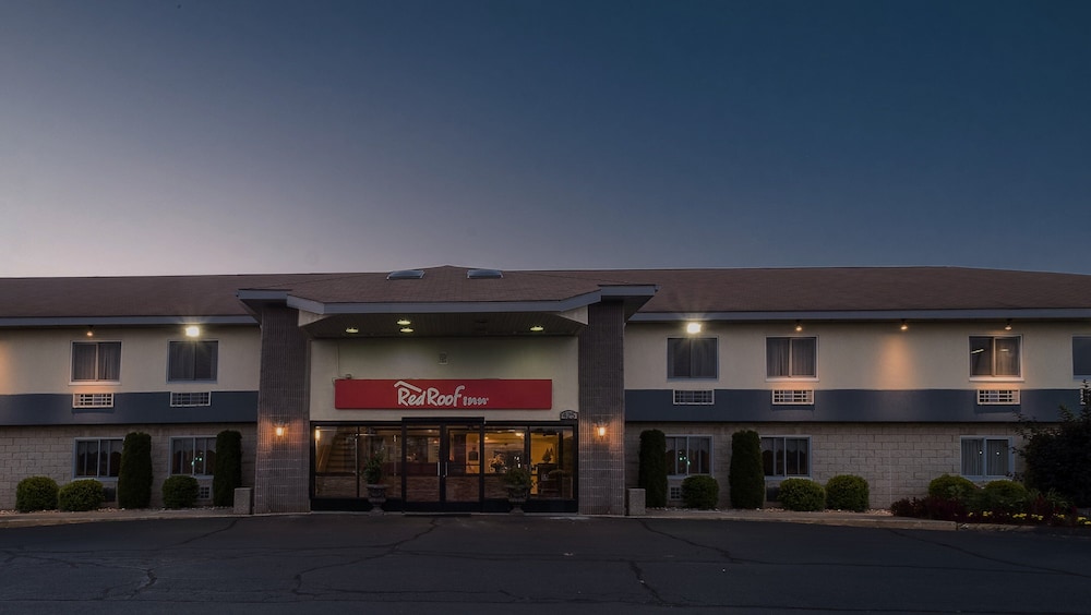 Red Roof Inn Hartford Vernon - photo 32
